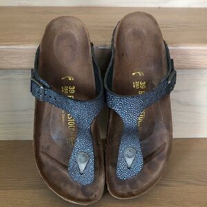 Rare Birkenstock Iridescent Pebble Leather Gizeh Sandals / Slides, Size 39